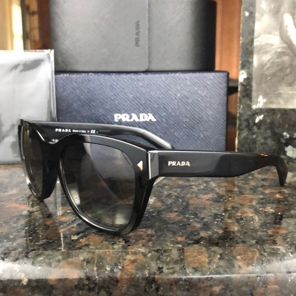 Prada Accessories - NWOT Prada Black SPR09S Sunglasses